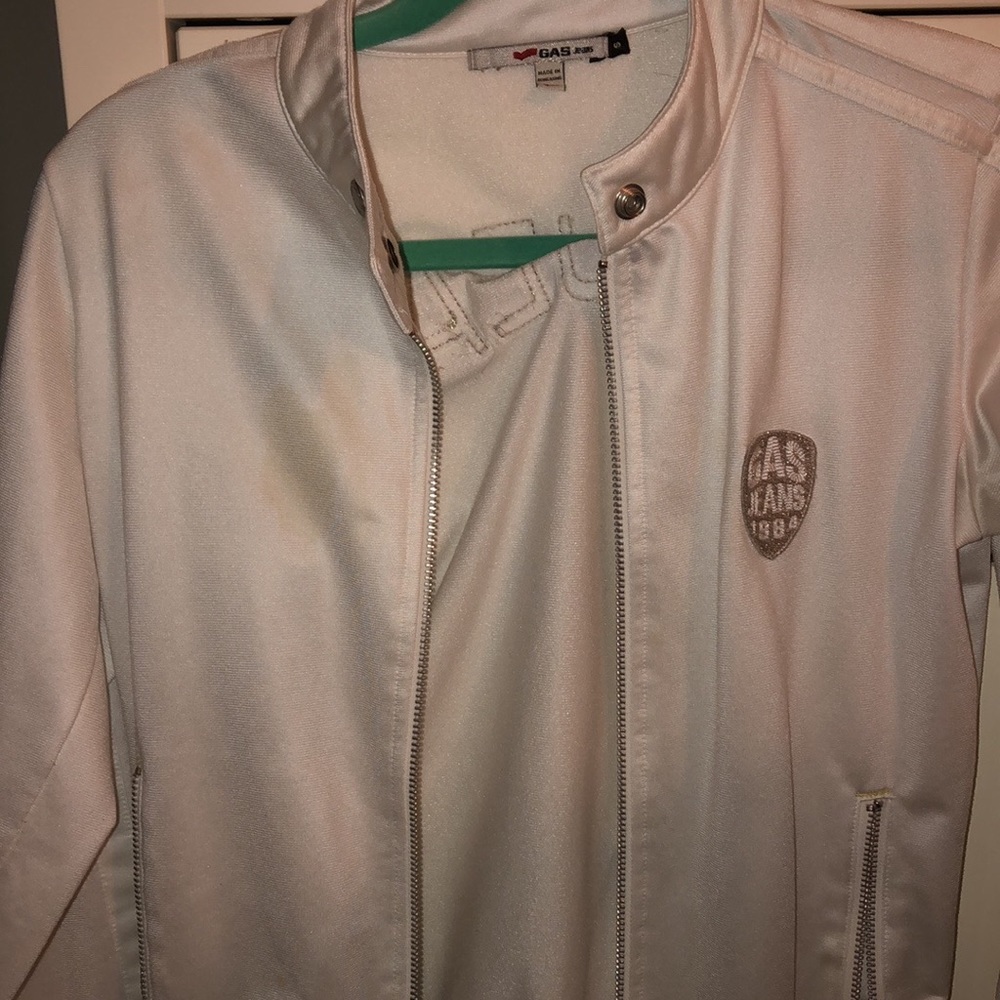 Gas sweater